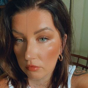 Meet your Posher, Maggie